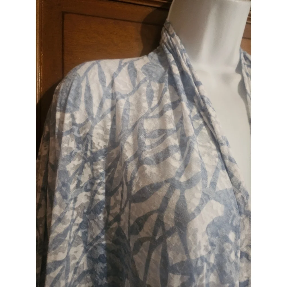 Ruby Rd. Woman's Plus Size Blue Floral Waterfall Open Duster - Picture 4 of 7